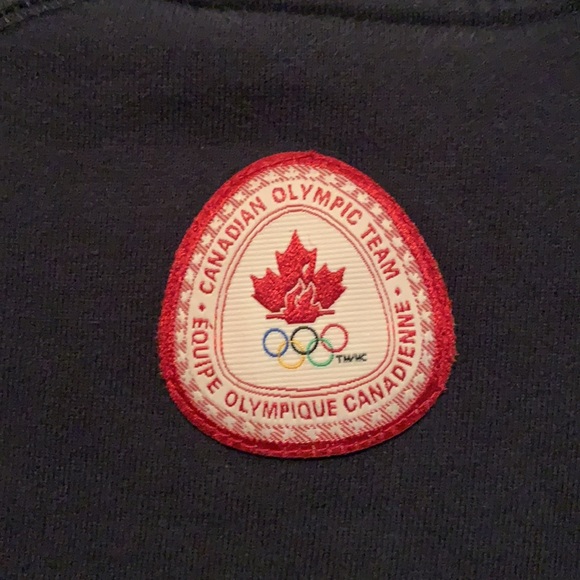 VINTAGE Hudson’s Bay Team Canada Sweater - Picture 5 of 5